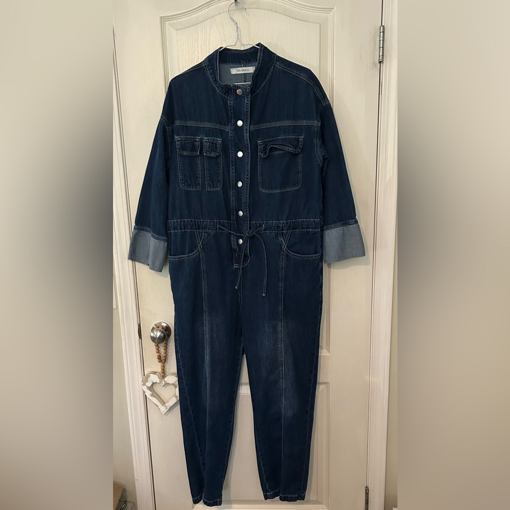 🎉 Host Pick 🎉 Dark Blue Denim Jumpsuit with Button Front
